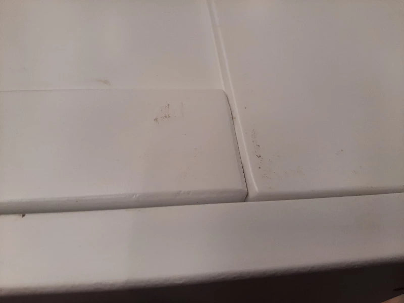 Babydan Sofie bredt væghængt puslebord 2. sortering