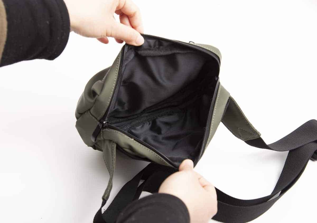 On-the-go mini taske med pusleunderlag - Army Grøn