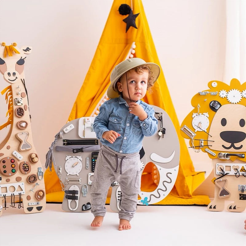 Foxy Family Aktivitetstavle Giraf til væg