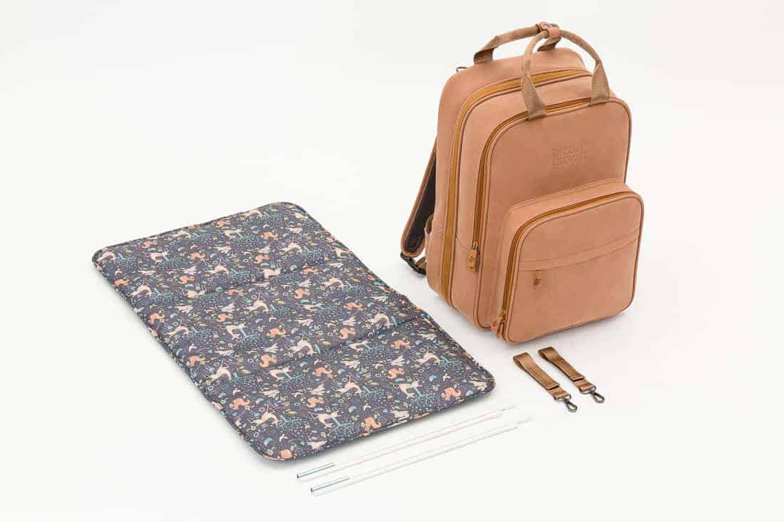 Bizzi Growin RucPOD® Pusletaske og rejseseng - Vegan Leather - Porcini