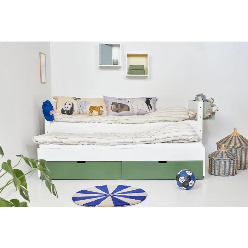 Enkeltseng Luna med skuffer i Dark Green og udtræksseng