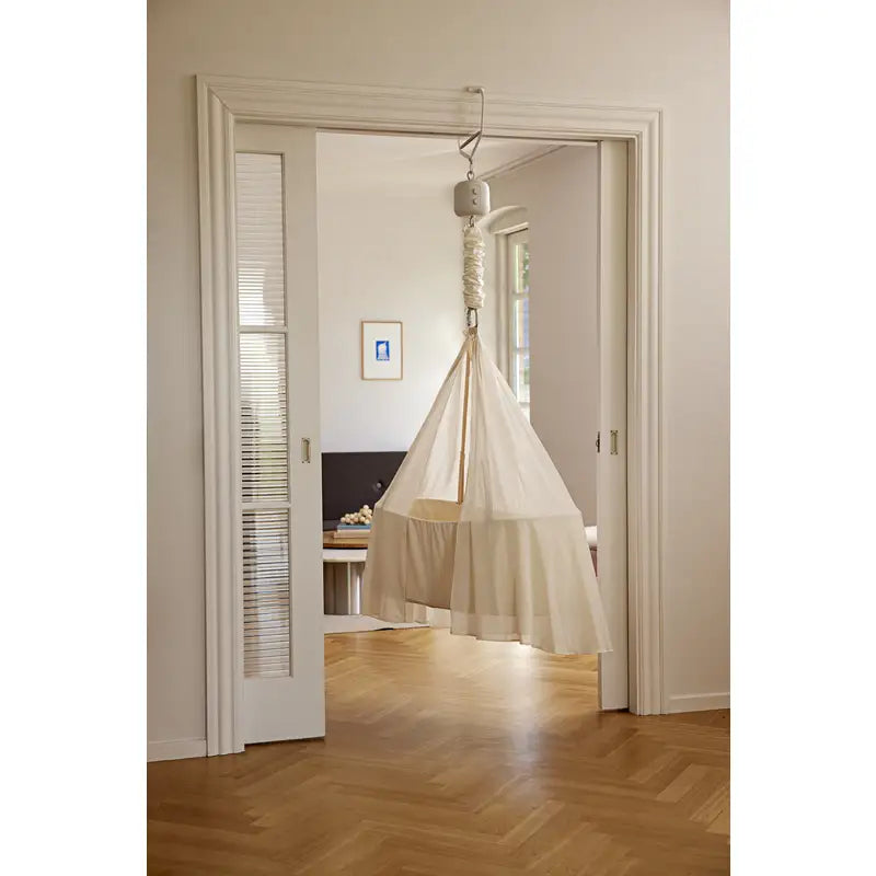 Membantu vugge baldakin