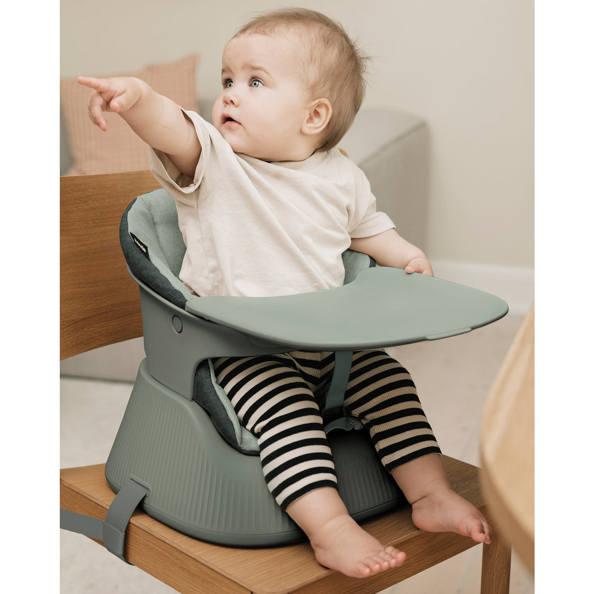 Hannie Transportabel højstol - Sage Green