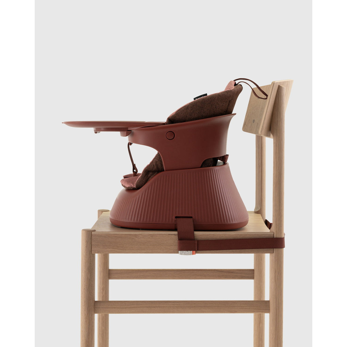 Hannie Transportabel højstol - Mahogany Red