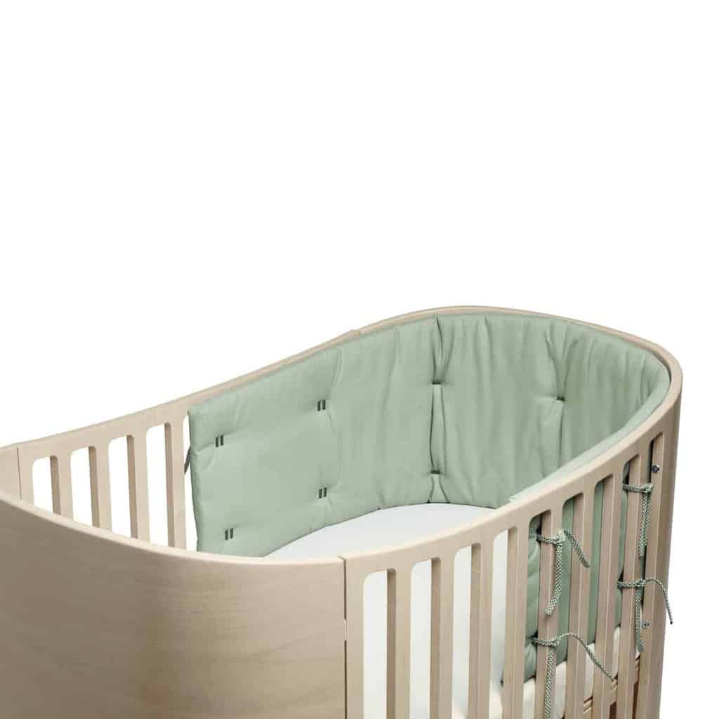 Sengerand til Leander Classic babyseng Sage green