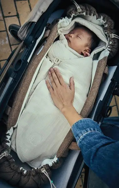 Najell barnevognsdragt - Ivory White