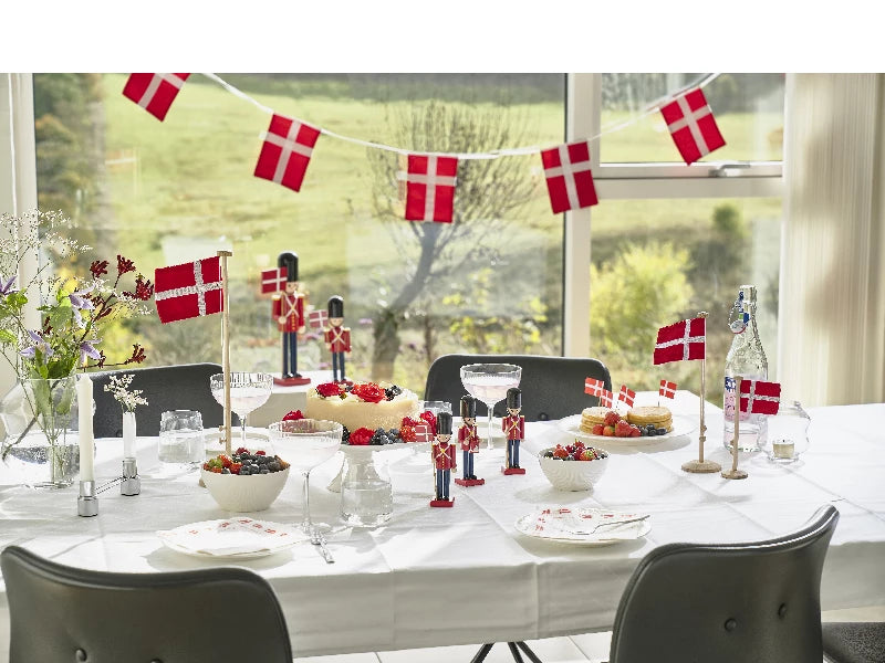 Celebrate Flagstang 28 cm Natur Eg