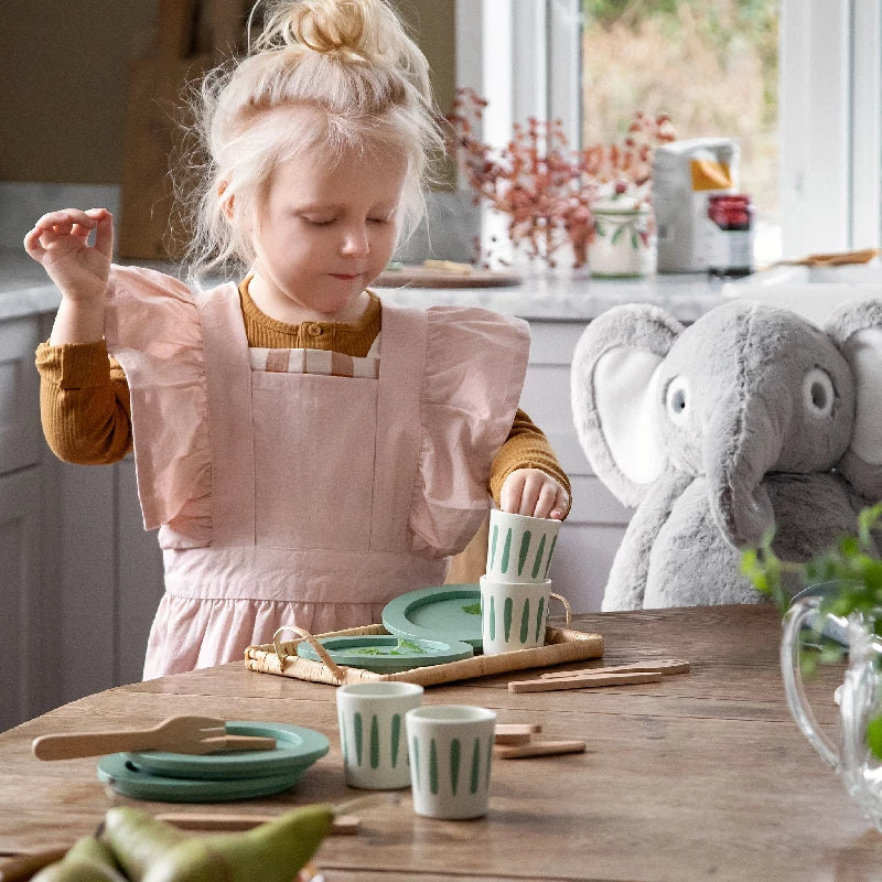 Spisesæt til 4 træ