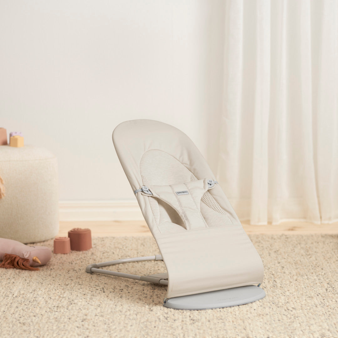 BabyBjörn Skråstol Balance Soft - Tri-Fabric - Lys Beige