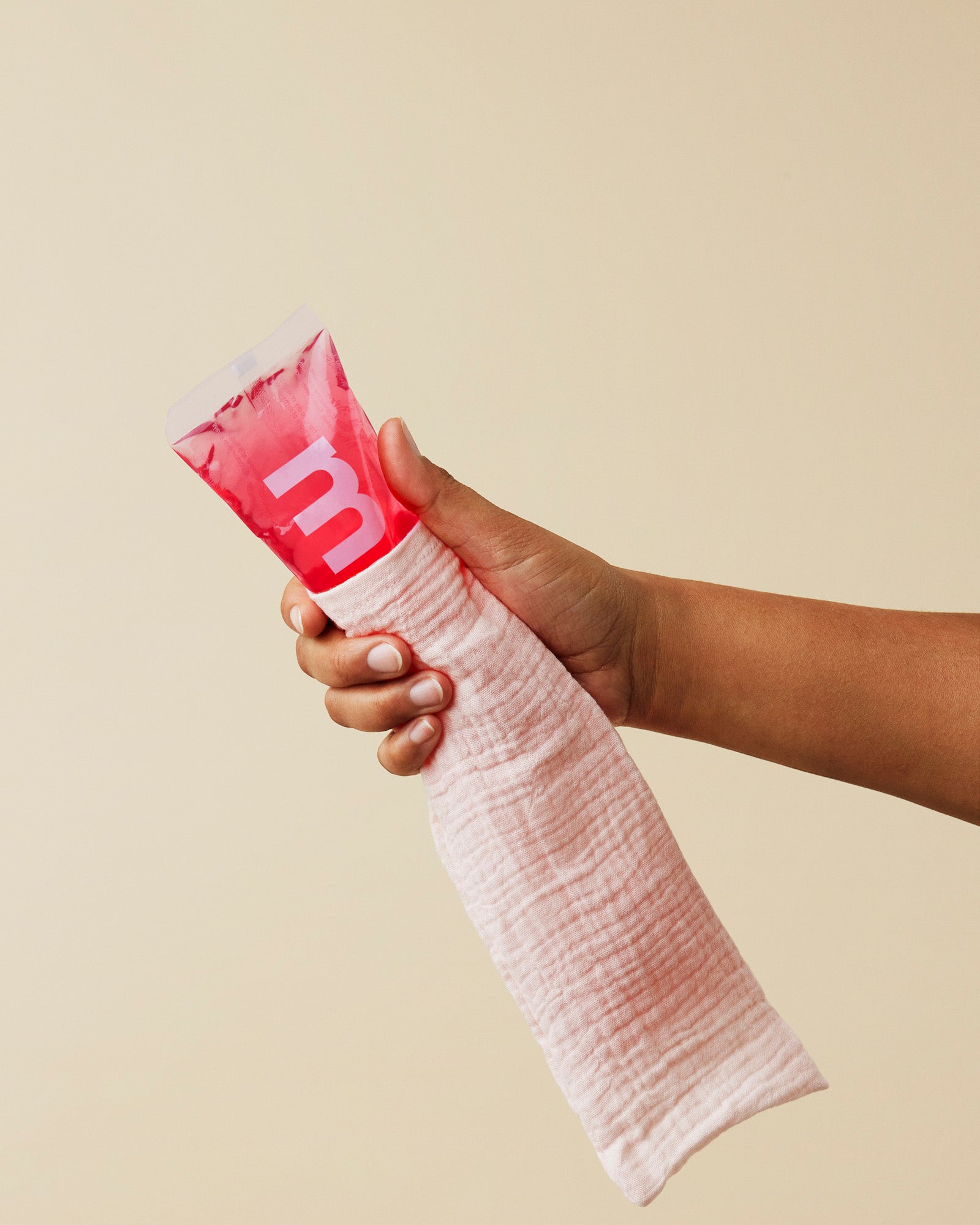 Momkind Køle- og varmepose 2 stk. + bomuldsomslag