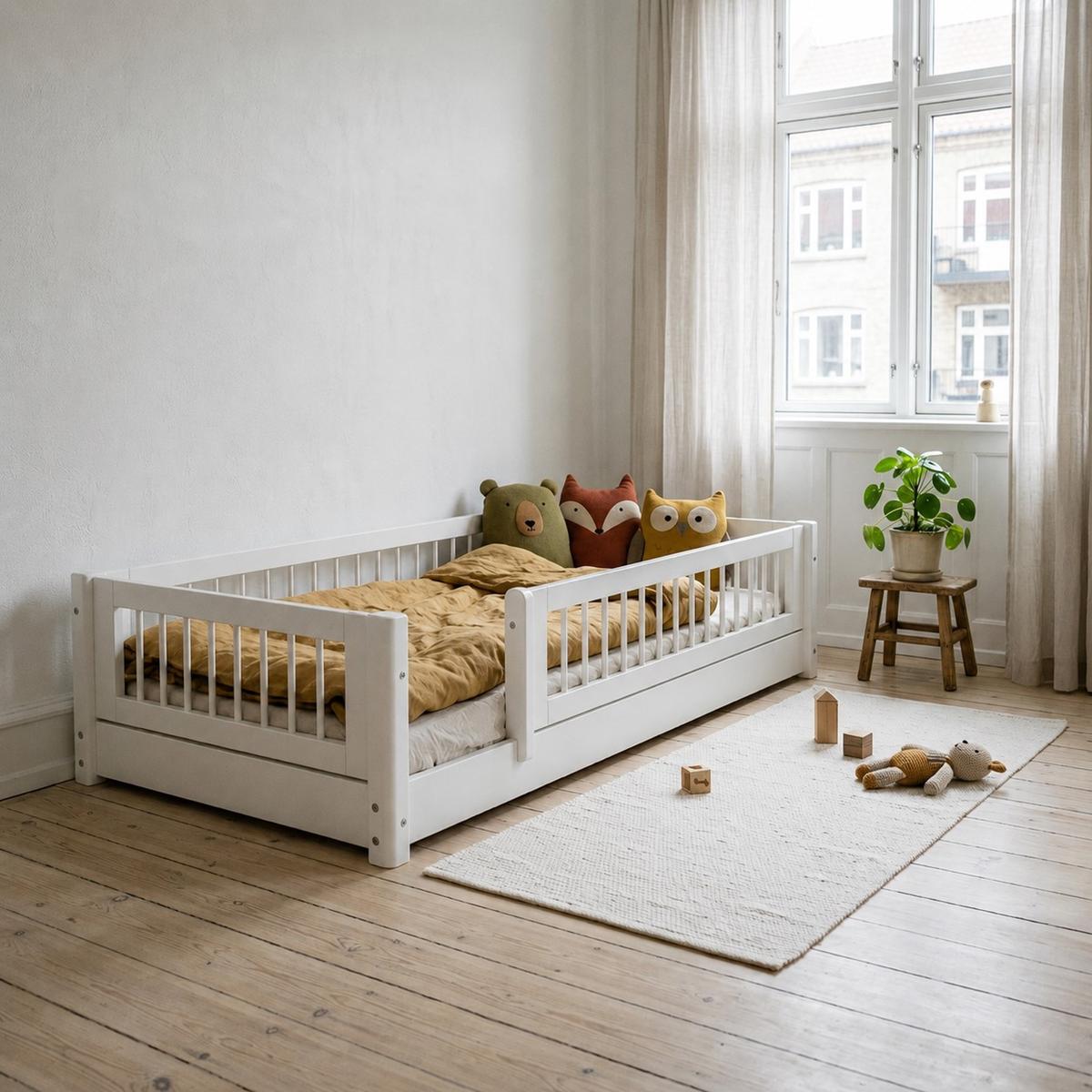 Flexa Montessori seng 90x200cm - massive sider og sengehest (massiv)