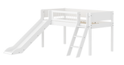 FLEXA WHITE Halvhøj seng 120 cm med rutchebane, skrå stige og crossbar sengehest 90x200 cm - Hvid