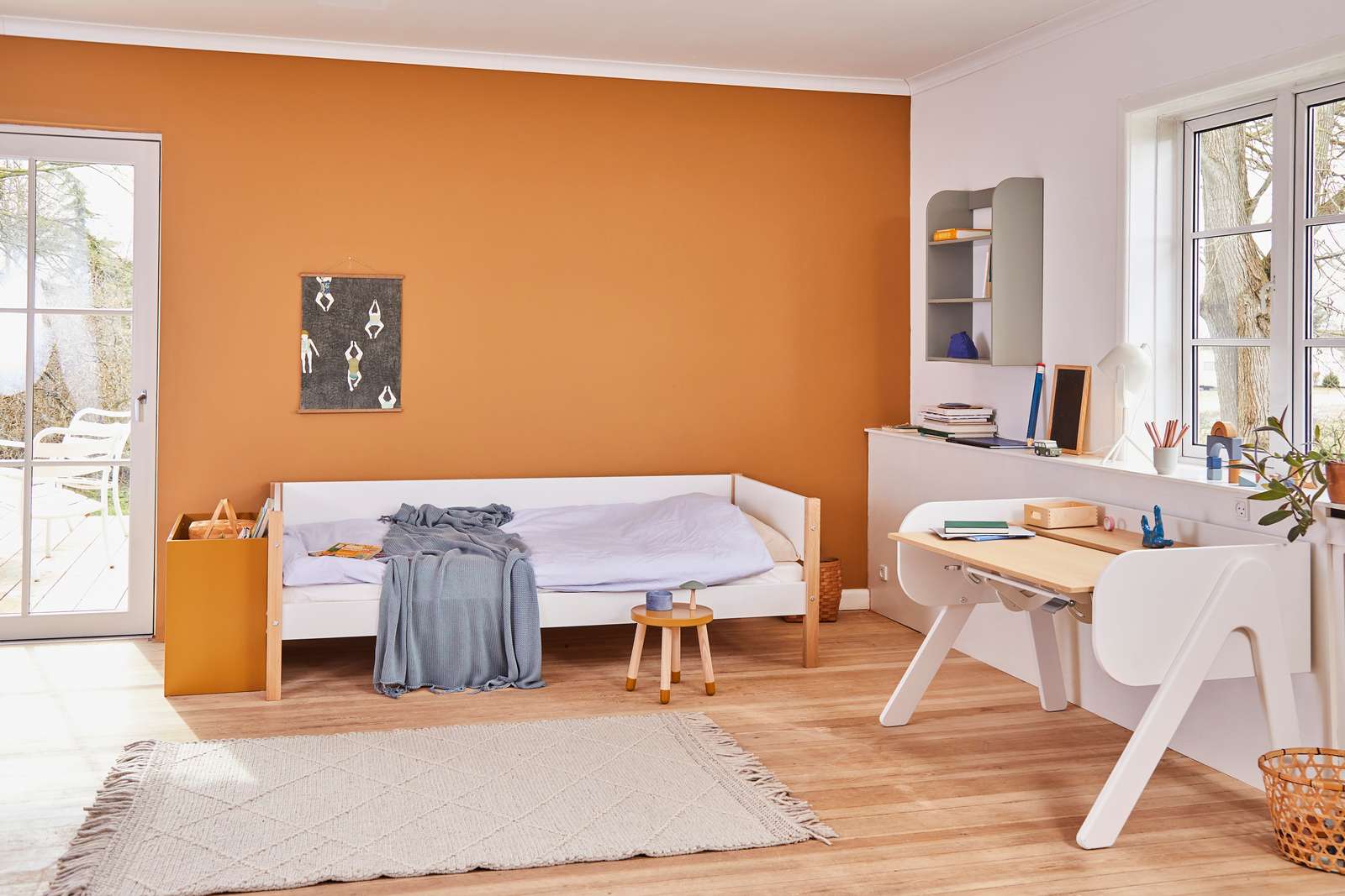 FLEXA NOR Enkeltseng 90x200 cm m. baggavl - Hvid/eg