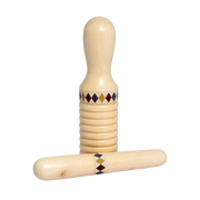 By Astrup Guiro I Træ