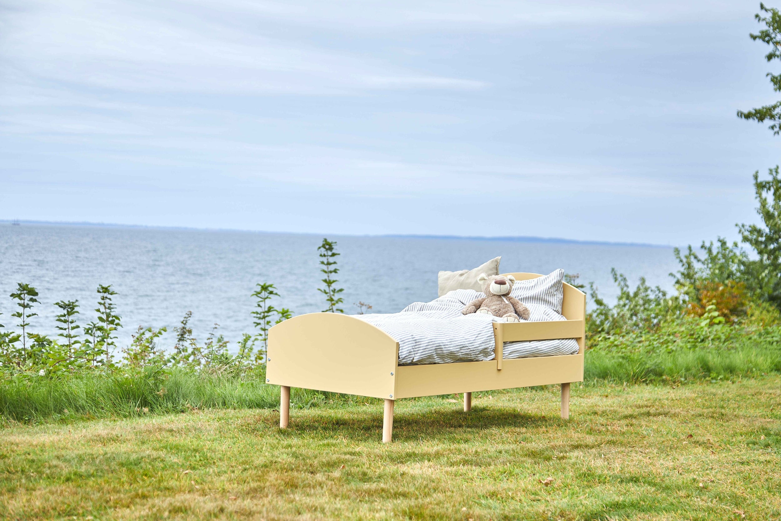 Manis-H Retro seng med 2 sengeheste og lamelbund 70*160 cm flere farver