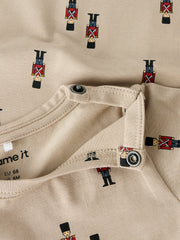 Name It Langærmet body med mange små figur print, str. 56-92