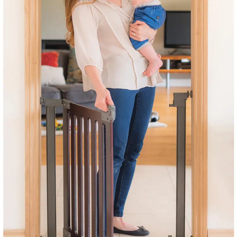 Safe & Care - Presmonteret sikkerhedsgitter - 76-96 cm.