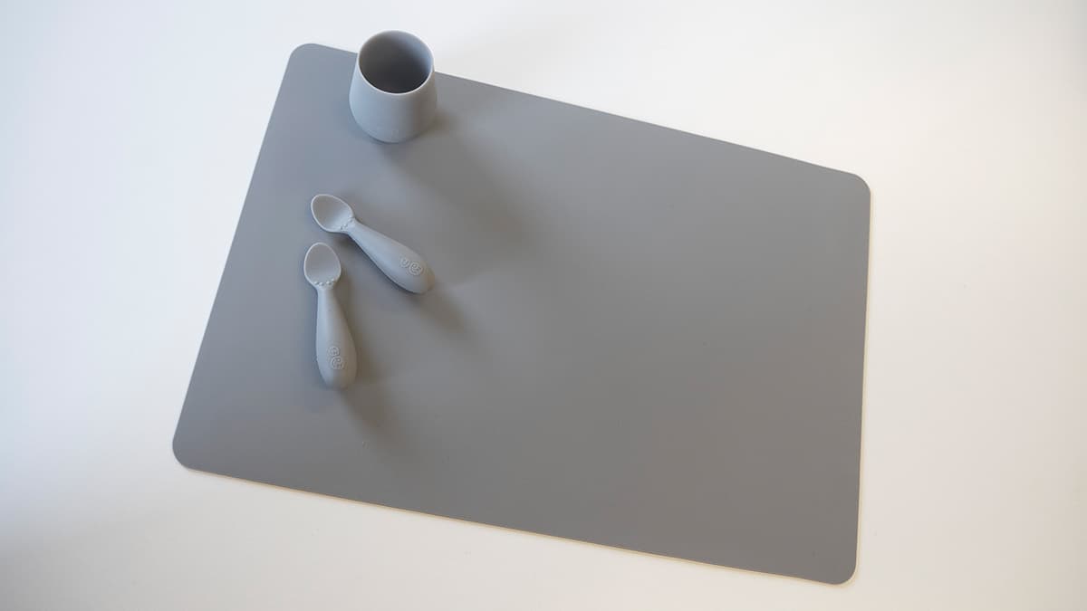 Tiny Tot Dækkeserviet Simply Silikone Grå