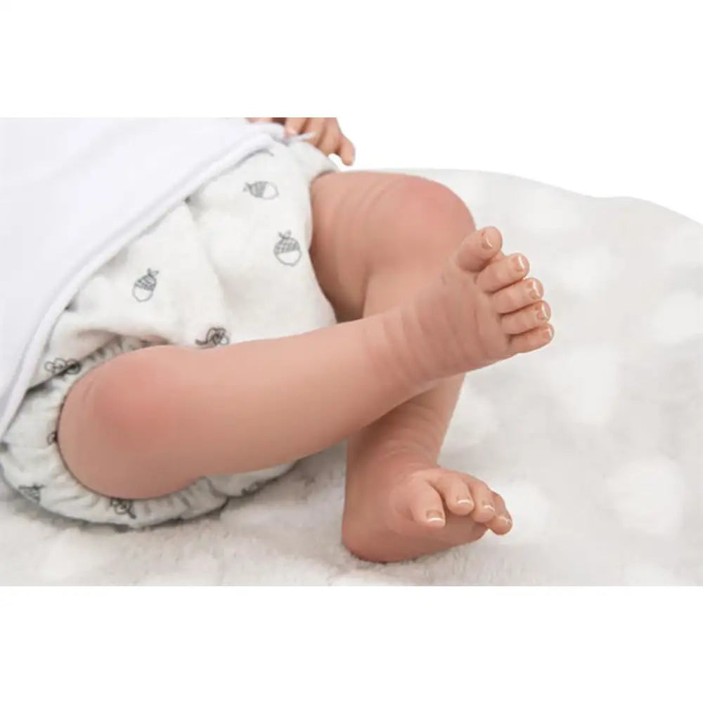 Arias Dukke Reborn Violeta 40 cm m. hår og tæppe