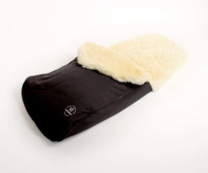 Naturkind Lammeskind kørepose Emil  Slim - Black