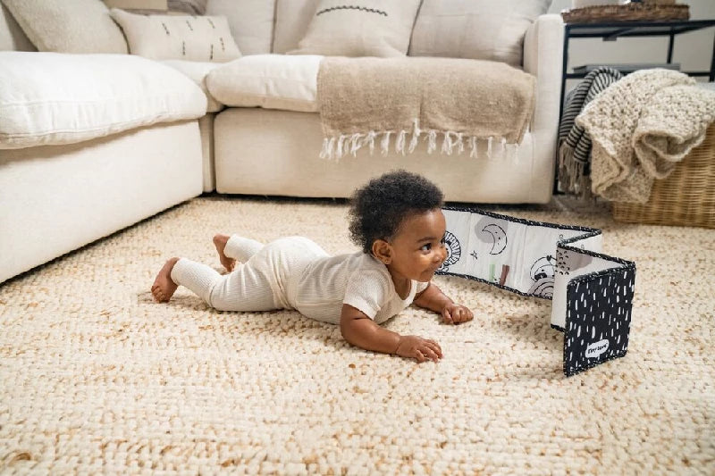 Tiny Love Double Sided Book Black & White Decor